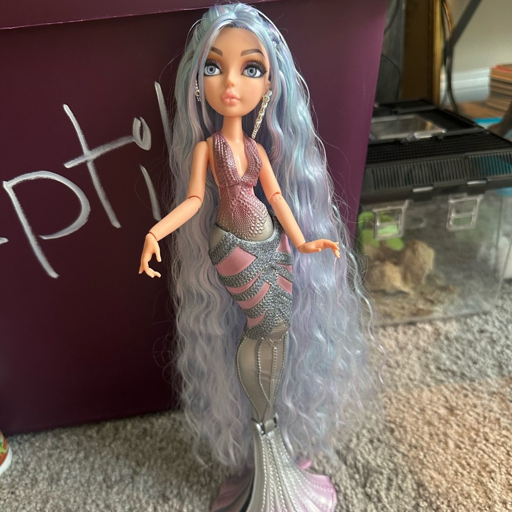 Mermaze Doll with Long Blue Hair
